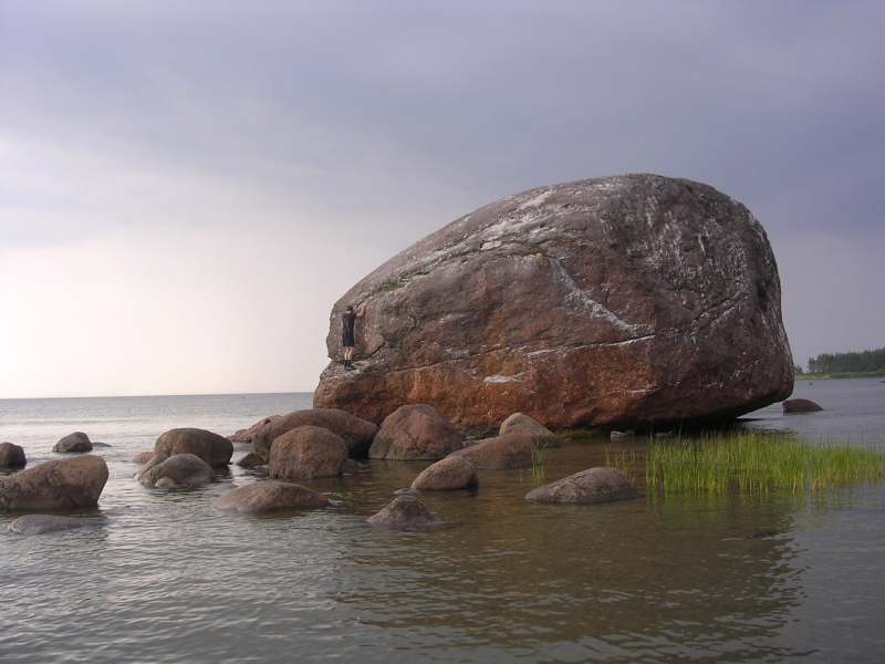 Ehalkivi1.jpg