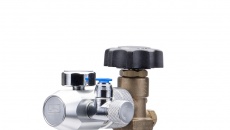 Nowe reduktory CO2 Aqua-Art v2 - jeden lub dwa manometry