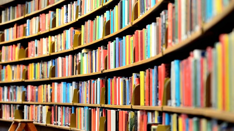 Akwarium roślinne w bibliotece w Pasymiu